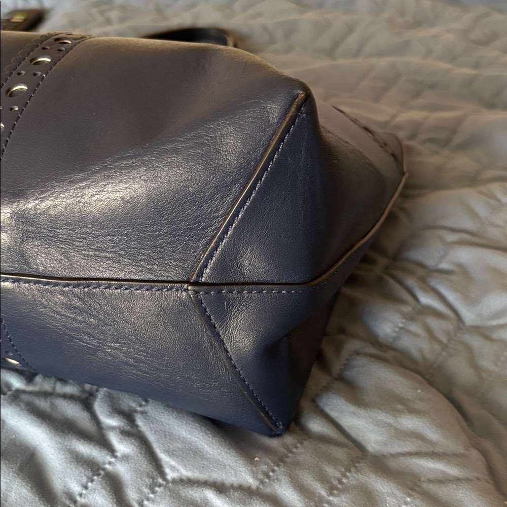Tory Burch Block T Brogue Leather Tote Blue - Picture 11 of 12